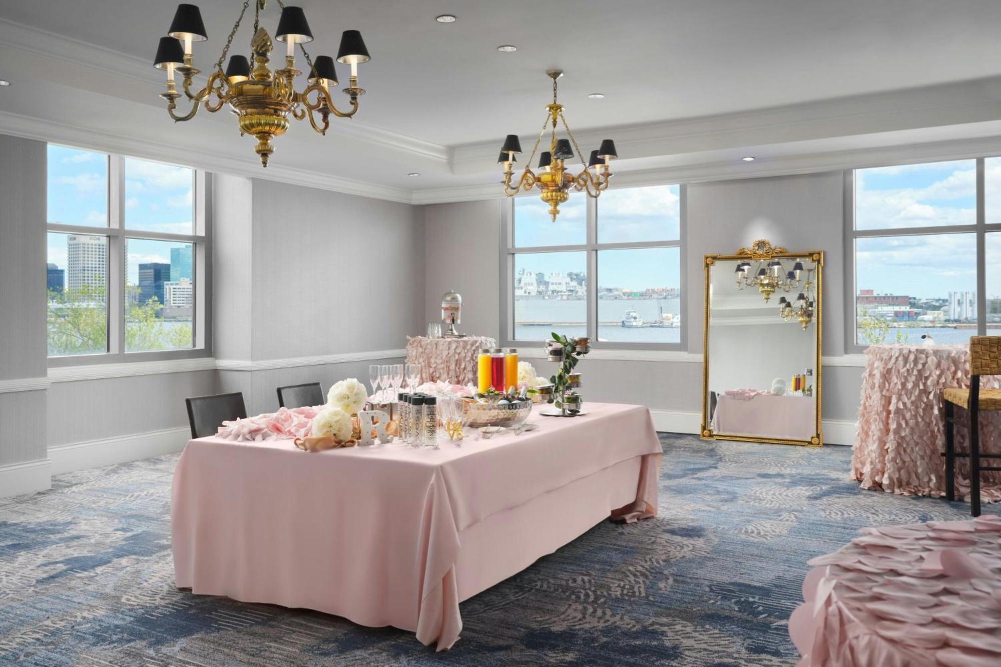 Renaissance Portsmouth-Norfolk Waterfront Hotel Bagian luar foto